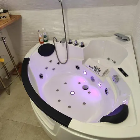 By Interhome